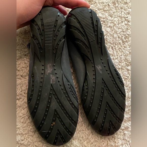 Vintage Gray Tstrap 1940s inspired shoes - Picture 4 of 4